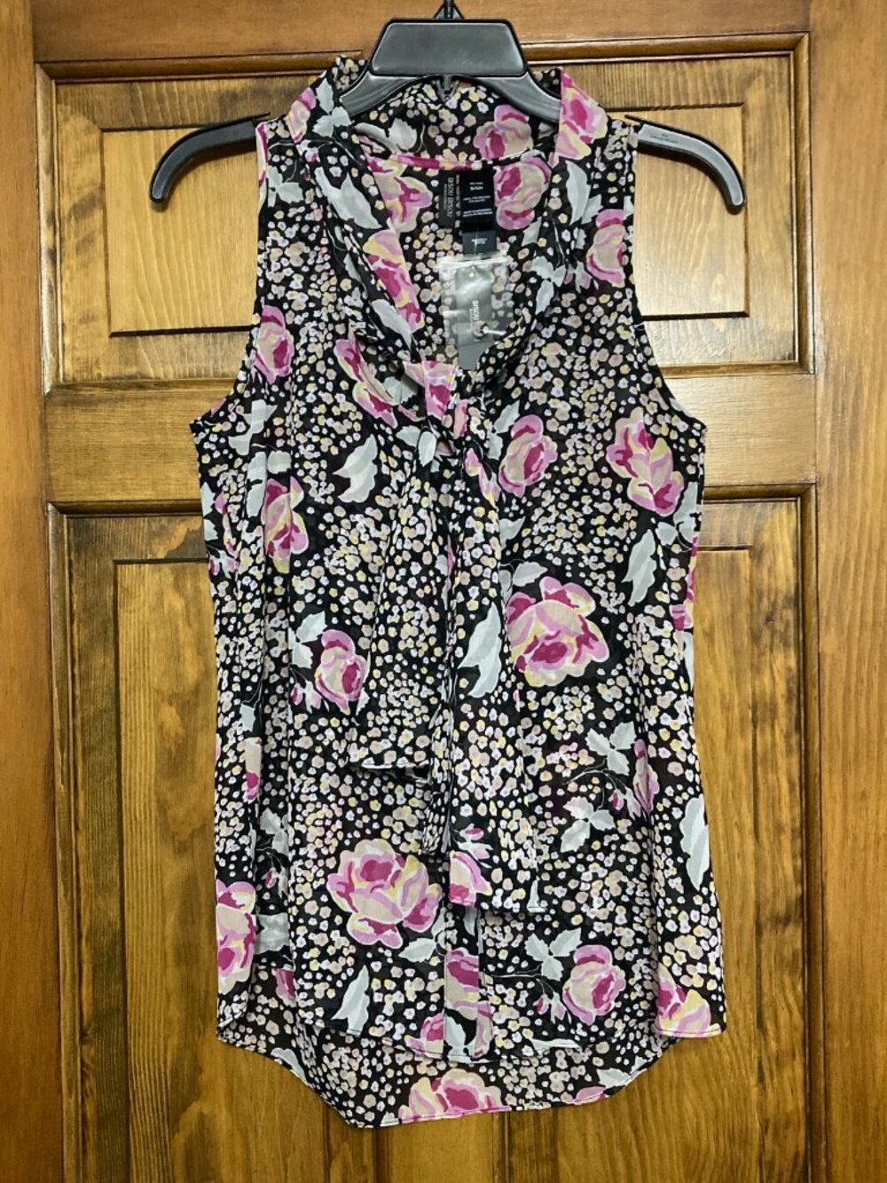 NWT * Rose Print Top